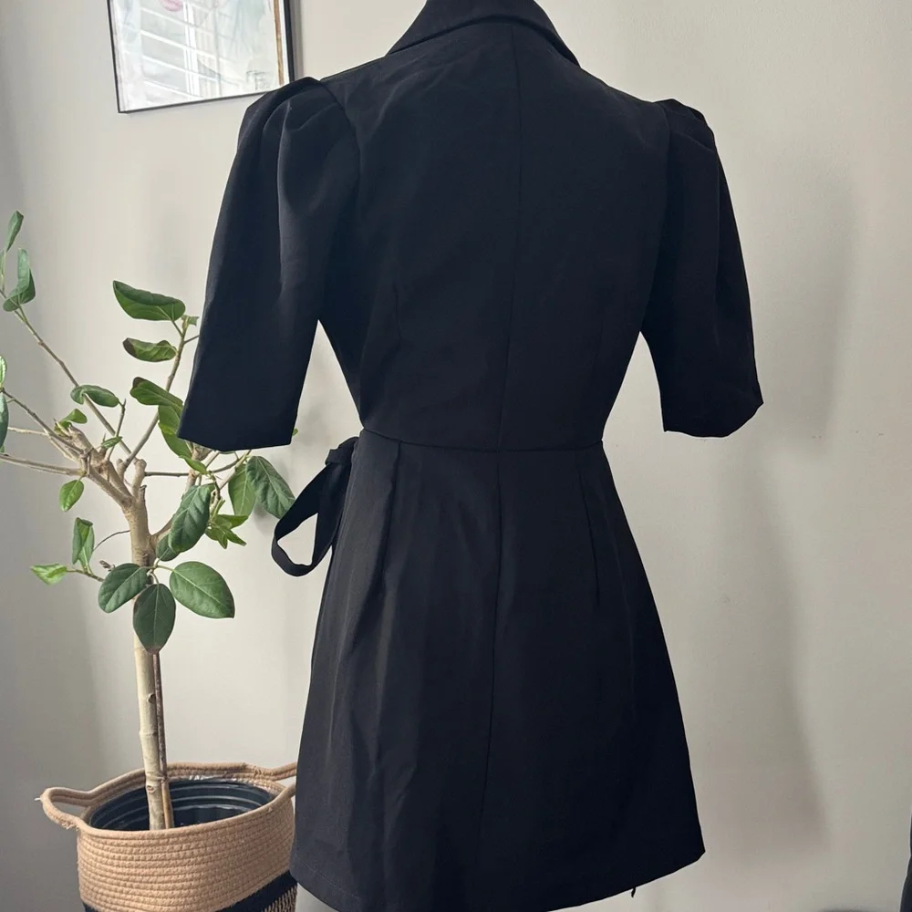 Vogue Black Short-Sleeve Wrap Mini Dress with Tie Waist - Picture 3 of 6